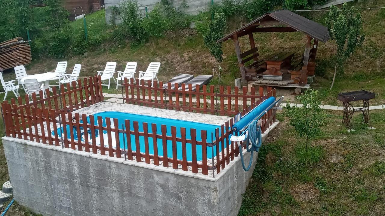 Біля Лісу Шале З Двома Спальнями Szlavszke Kültér fotó
